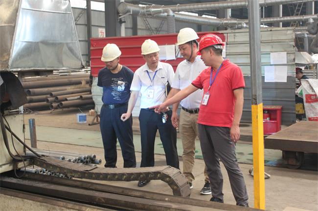 中南鋼構(gòu)客戶(hù)來(lái)我公司考察 中南鋼構(gòu)客戶(hù)來(lái)我公司考察